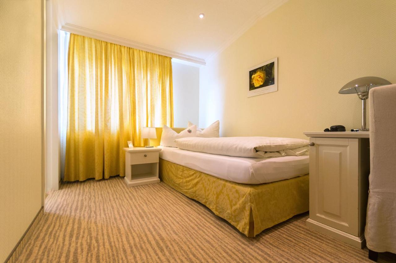 Intourhotel มึนสเทอร์ ภายนอก รูปภาพ